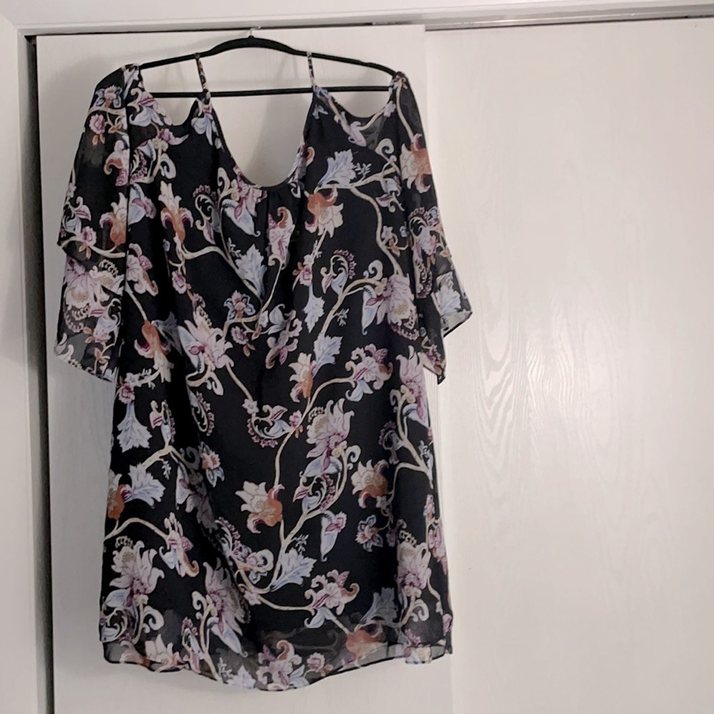 Cold Shoulder - image 1